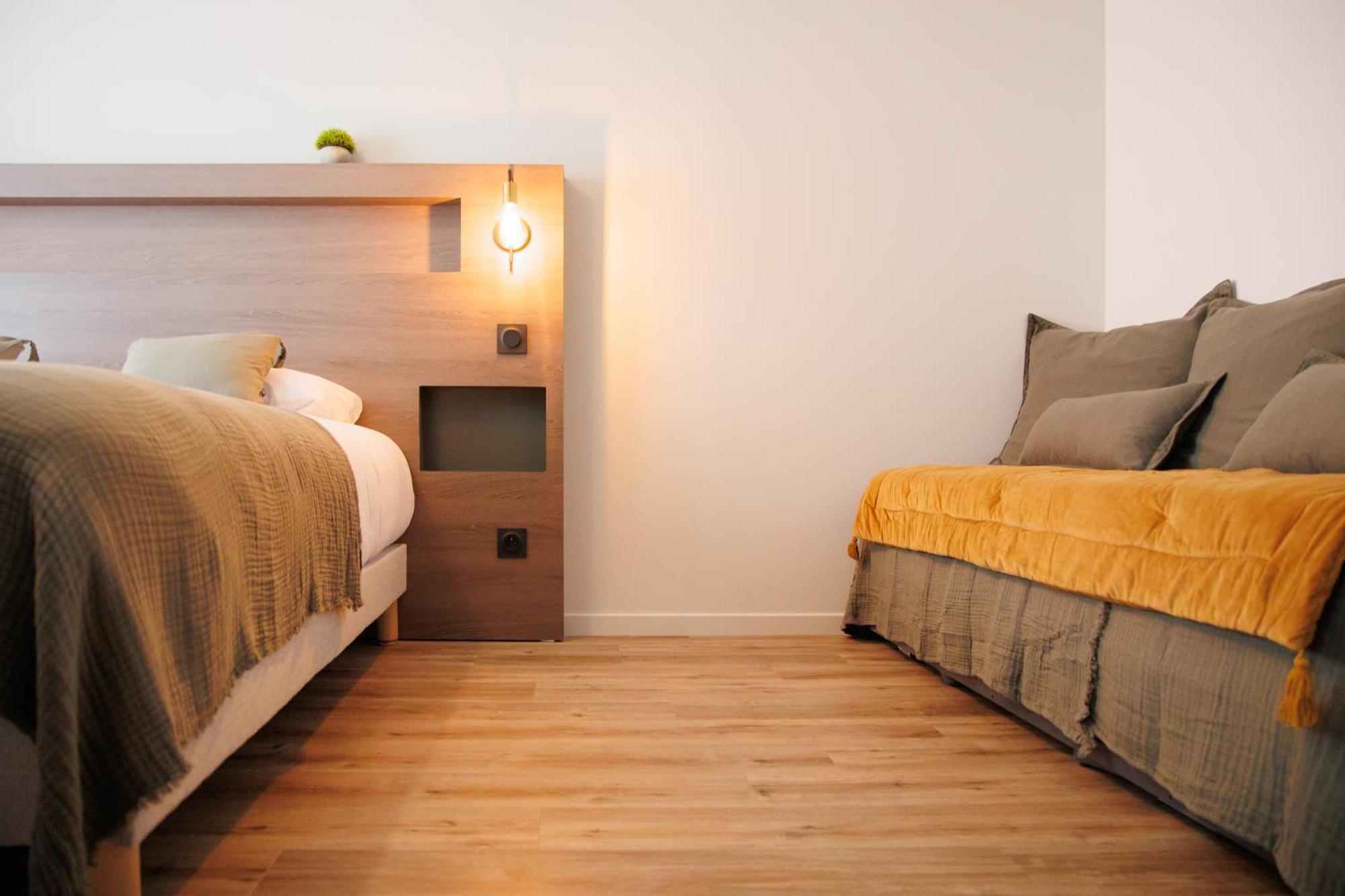 Appart'Hotel Le Corot - Acces Autonome - Saint-Junien Centre Zewnętrze zdjęcie